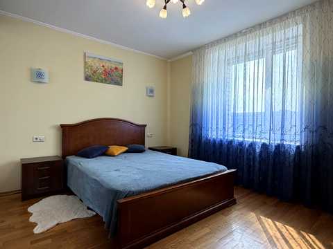квартира за адресою Василя Верховинця вул., 10