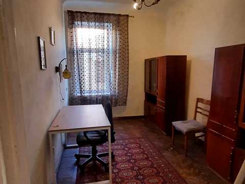 квартира за адресою Кооперативна вул., 13/2