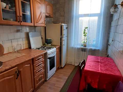 квартира за адресою Кооперативна вул., 13/2