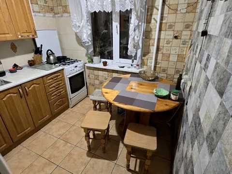квартира за адресою Пирогівський Шлях вул. (Червонопрапорна), 46