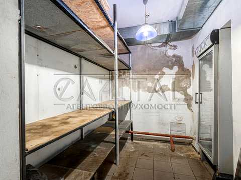 комерційна за адресою Саксаганського вул., 55