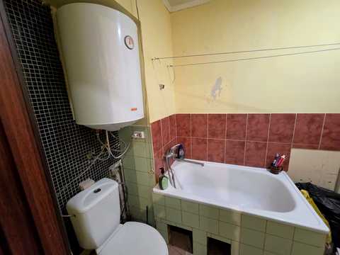 квартира за адресою Садова вул., 25