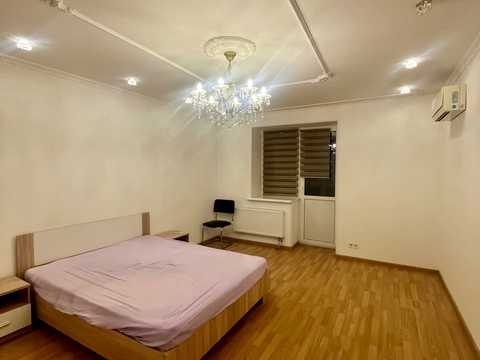 квартира за адресою Патріарха Мстислава Скрипника вул. (Миколи Островського), 48-А