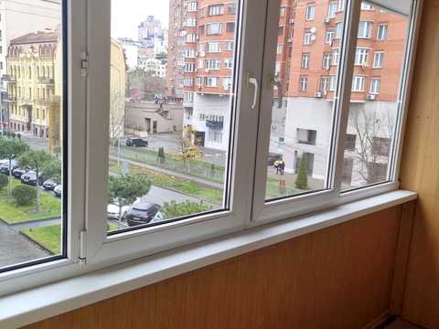 квартира за адресою Золотоустівська вул., 1