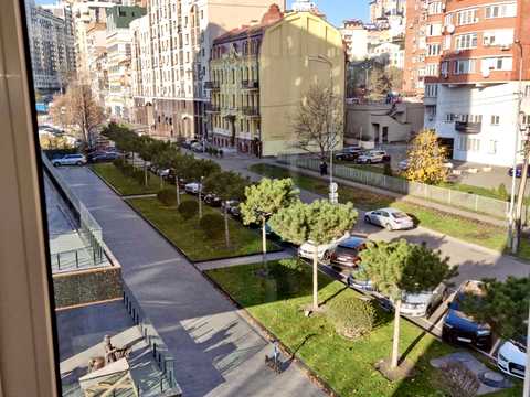 квартира за адресою Золотоустівська вул., 1