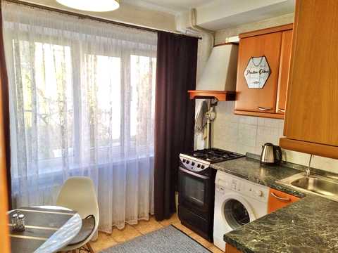 квартира за адресою Золотоустівська вул., 1