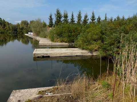 ділянка за адресою Плютовська вул.