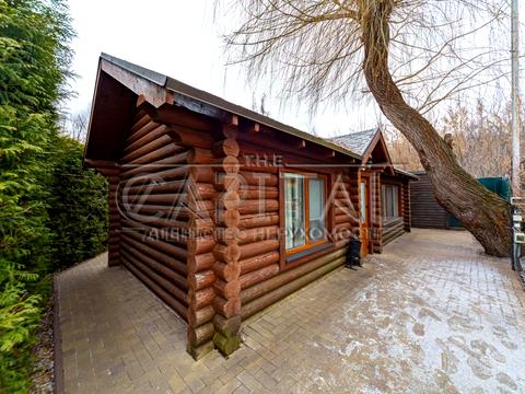 коммерческая по адресу Шкільна ул., 1