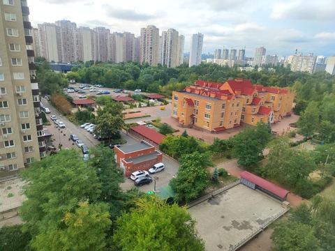квартира за адресою Петра Григоренка просп., 18-А