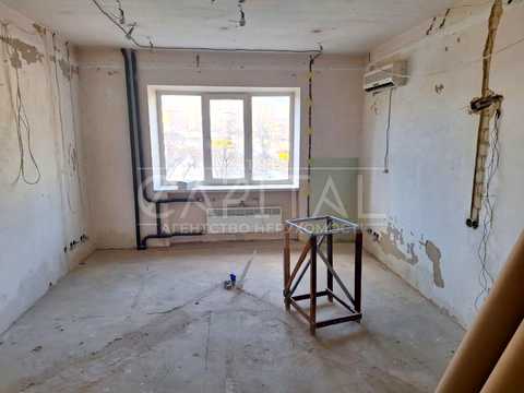 комерційна за адресою Борщагівська вул., 145