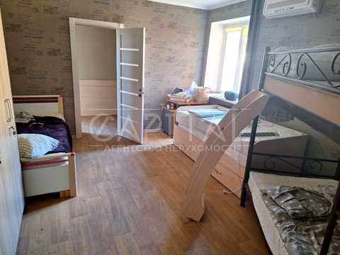 комерційна за адресою Борщагівська вул., 145