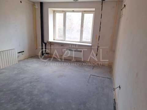 комерційна за адресою Борщагівська вул., 145