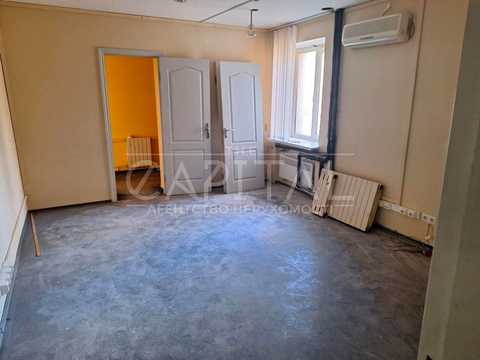 комерційна за адресою Борщагівська вул., 145