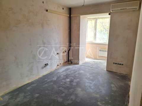 комерційна за адресою Борщагівська вул., 145