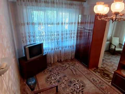 квартира за адресою Верховної Ради бульв., 27-А