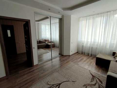 квартира за адресою Сергія Данченка вул., 28