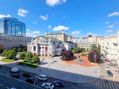 квартира за адресою Володимирська вул., 51/53