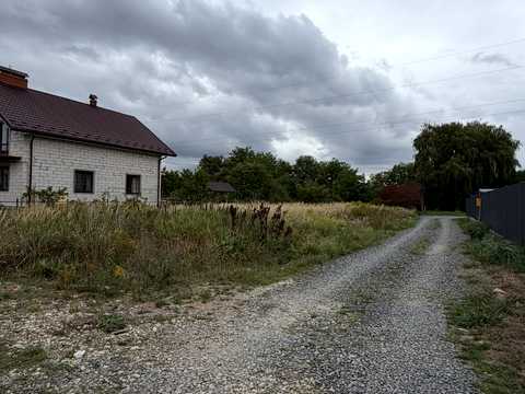 ділянка за адресою Івана Липи вул.