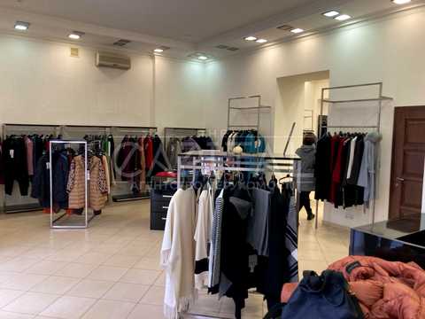 комерційна за адресою Антоновича вул. (Горького), 32