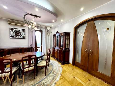 квартира за адресою Дмитрівська вул., 13-А