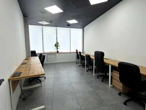 коммерческая по адресу Днепр, Королеви Єлизавети ІІ ул. (Глинки), 2