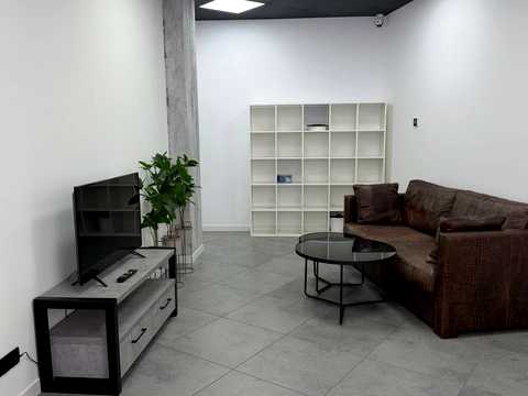 коммерческая по адресу Днепр, Королеви Єлизавети ІІ ул. (Глинки), 2