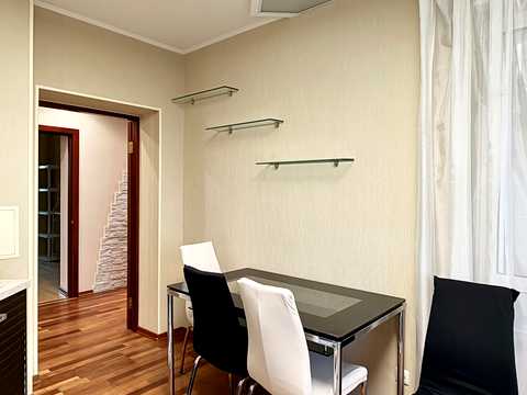 квартира за адресою Срібнокільська вул., 24