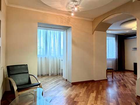 квартира за адресою Срібнокільська вул., 24