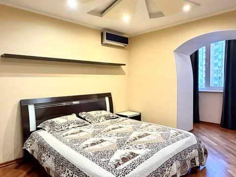 квартира за адресою Срібнокільська вул., 24