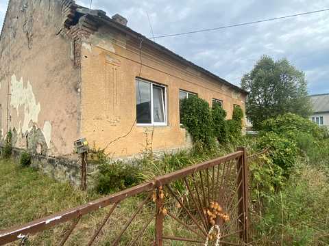 дом по адресу Лесі Українки, 1