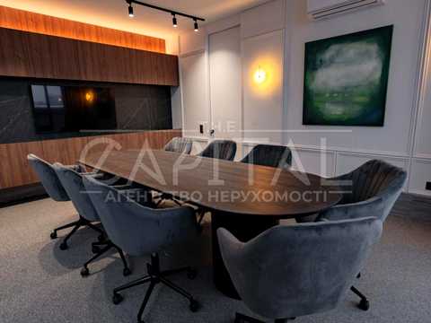 комерційна за адресою Бульварно-Кудрявська вул. (Воровського), 15