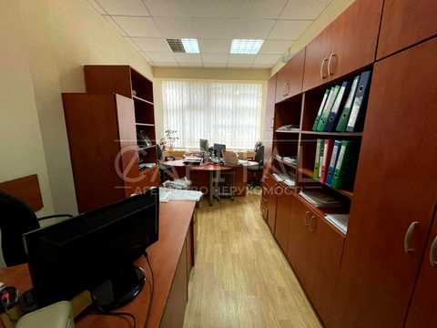 комерційна за адресою Карела Чапека вул. (Юліуса Фучика), 15