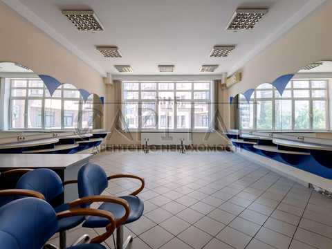 комерційна за адресою Євгена Коновальця вул. (Щорса), 36