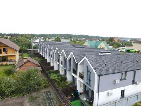 будинок за адресою Молодіжна вул., 4