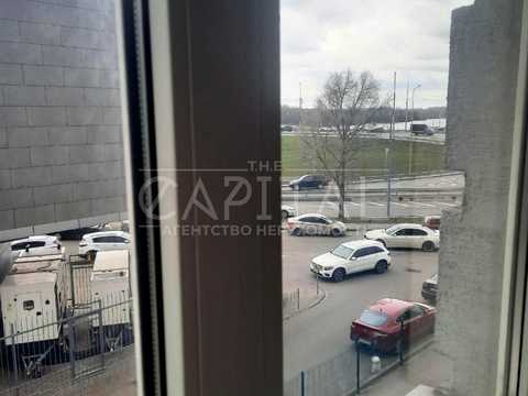 коммерческая по адресу Днепровская набережная ул., 1