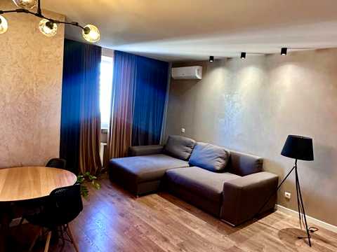 квартира за адресою Набережна вул., 8д