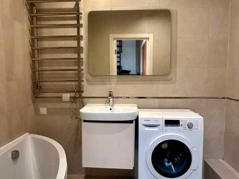 квартира за адресою Набережна вул., 8д