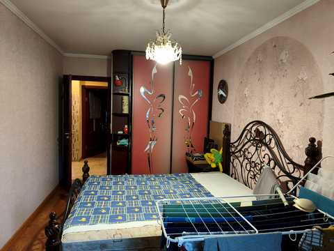 квартира за адресою Миколи Ушакова вул., 2