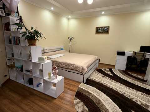 квартира за адресою Карпатська вул., 40-Д