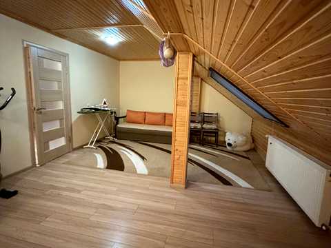 квартира за адресою Карпатська вул., 40-Д
