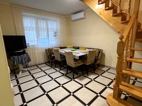 квартира за адресою Карпатська вул., 40-Д
