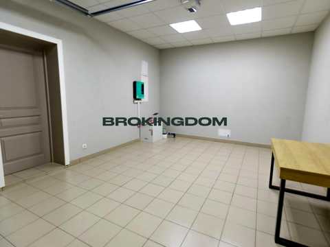 будинок за адресою Абрикосова вул., 8