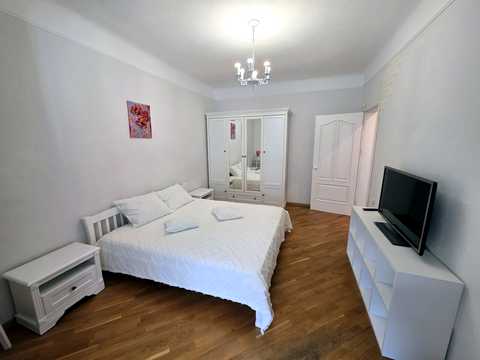 квартира за адресою Фанінський пров., 3