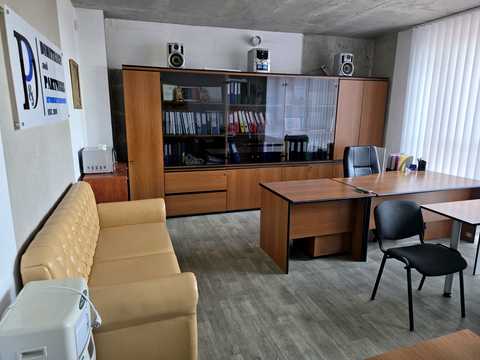 коммерческая по адресу Calle Dilova ул. (Димитрова), 2-Б