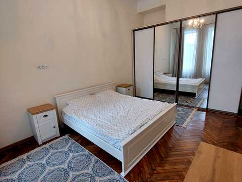 квартира за адресою Вільгельма Котарбінського вул. (Миколи Кравченка), 21