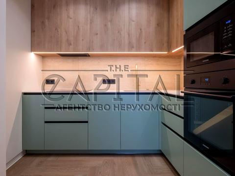 квартира за адресою Салютна вул., 2к20