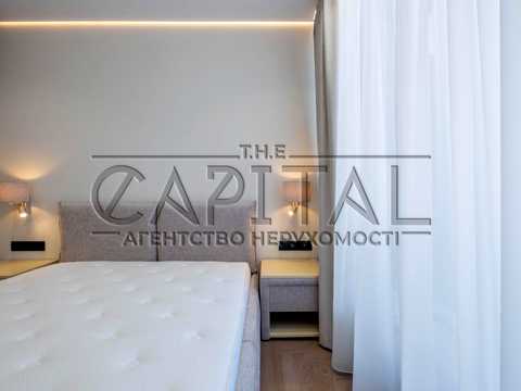 квартира за адресою Салютна вул., 2к20