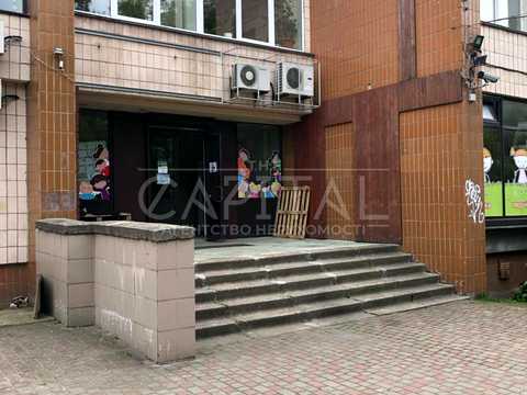 комерційна за адресою Лук'янівська вул., 11