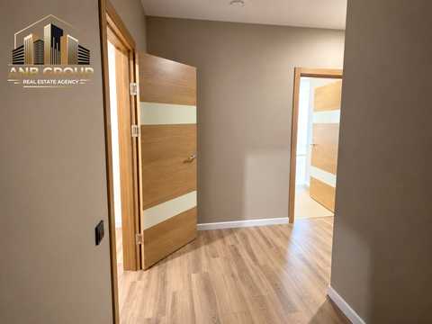 комерційна за адресою Джона Маккейна вул. (Івана Кудрі), 1-Б