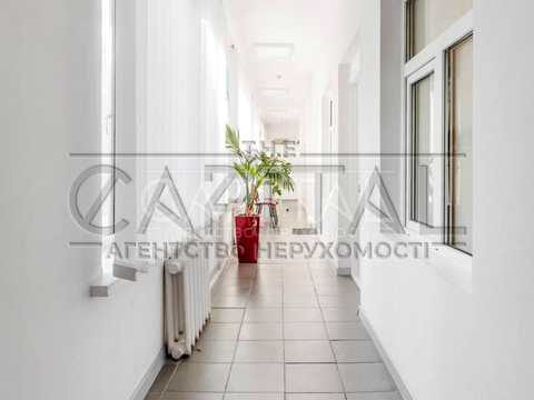 комерційна за адресою Шовковична вул., 34